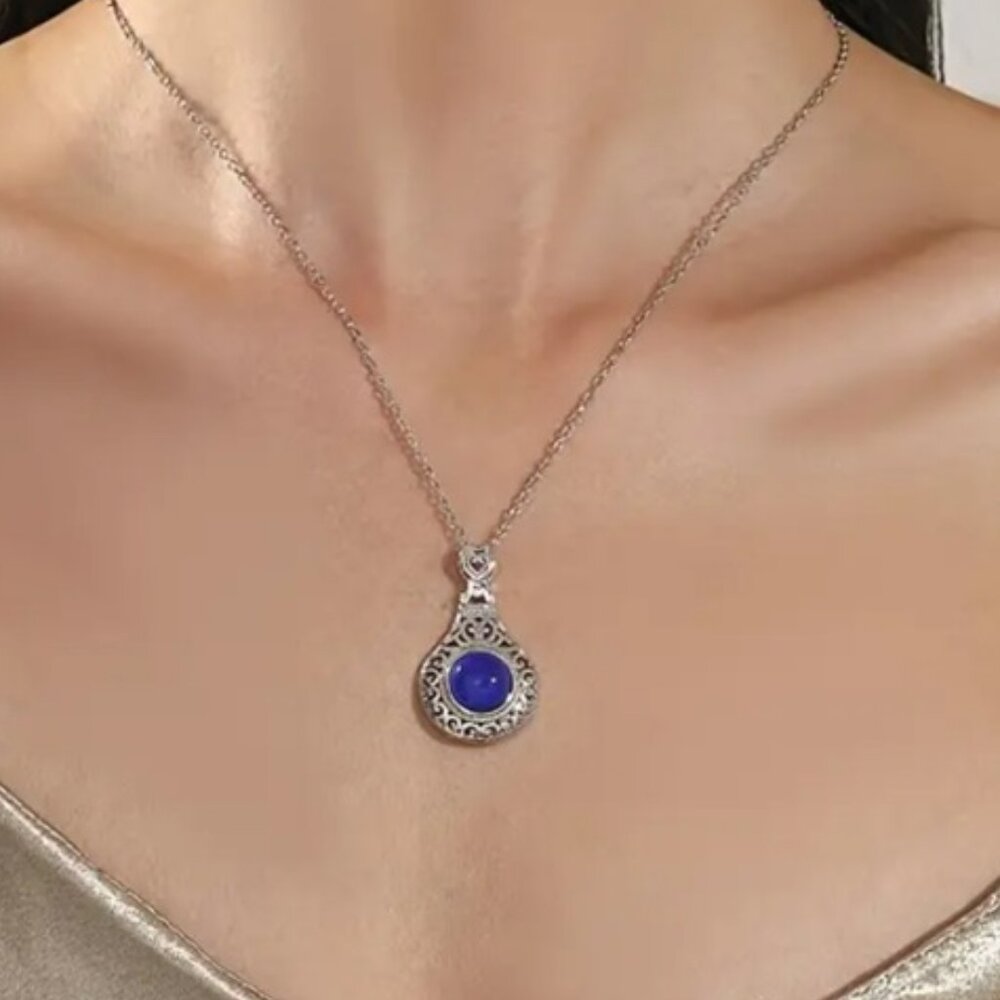Intricate Victorian Design Color Changing Mood - Round Stone Pendant Necklace